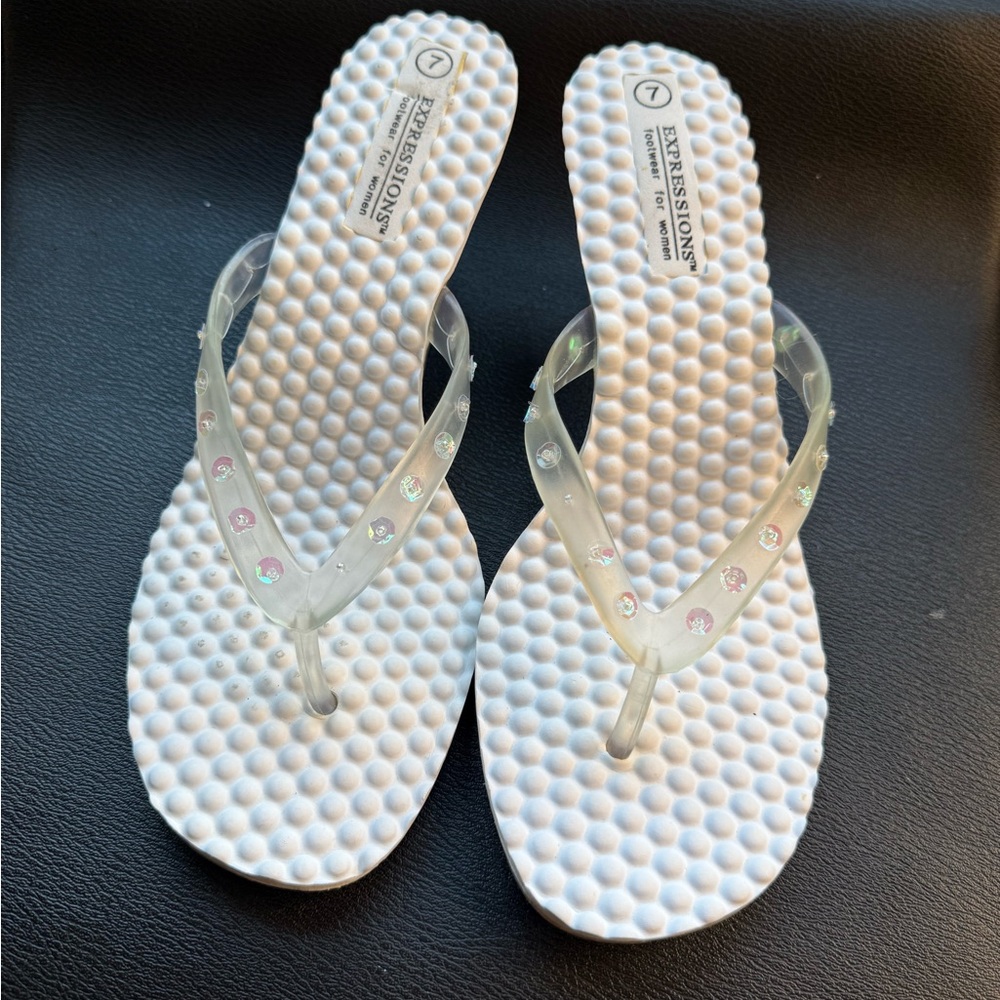 Expressions White Quilted Sandals